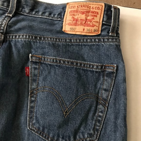 Men's Levi's 550 Relaxed Fit 36 x 30 - Picture 7 of 8